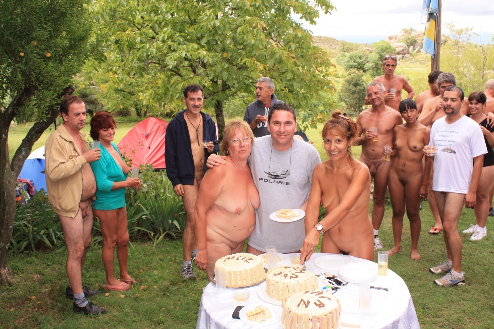 Nude family feel — 12